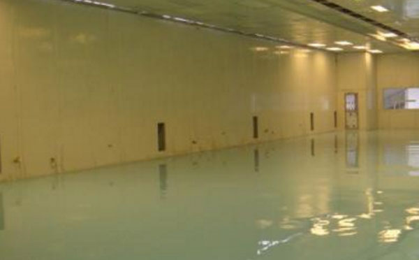 隆子自流平环氧地坪中涂